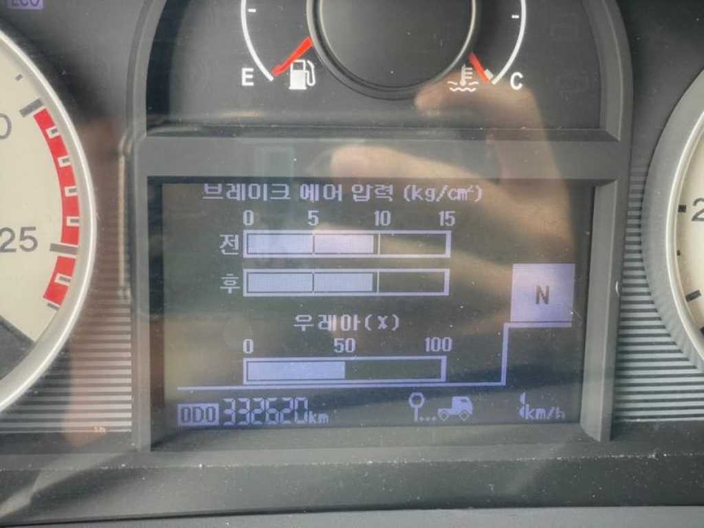 트라고 카고 25톤 오토