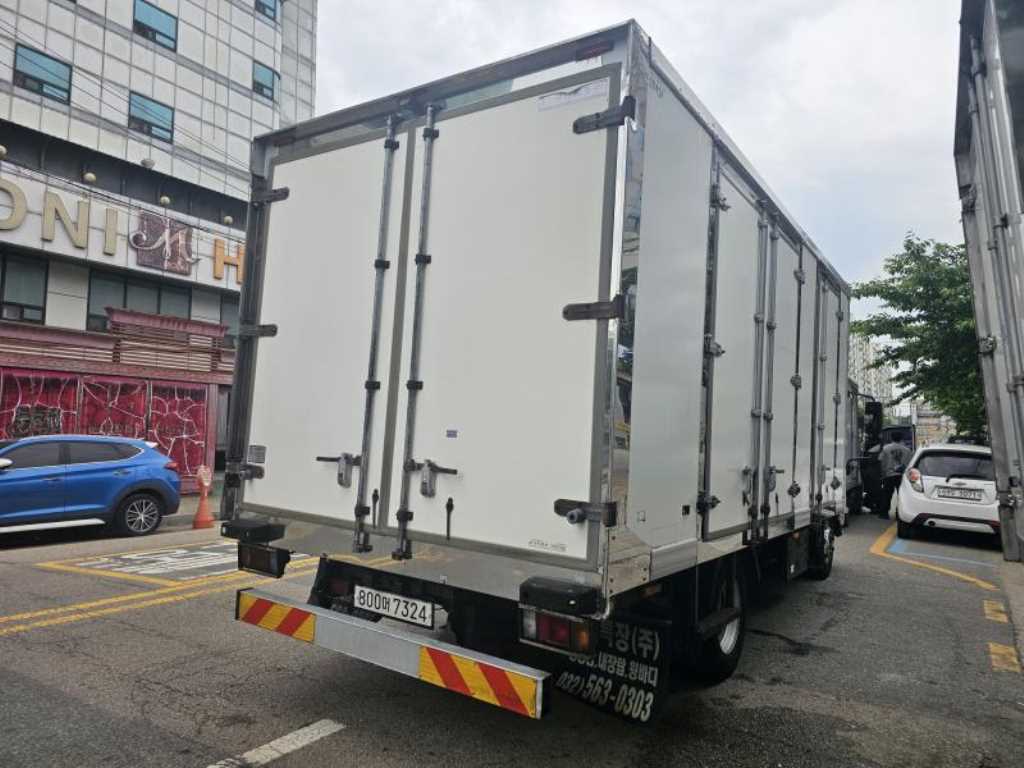 엘프 3.5톤 냉동탑 투냉
