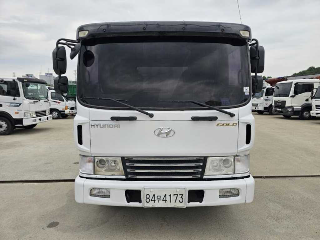 메가트럭 단바리 카고 4.5톤 수동