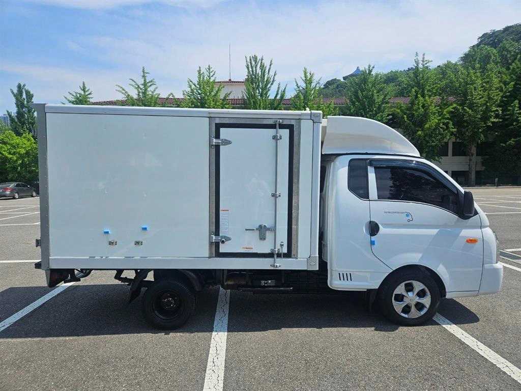 포터2 1톤 냉동탑