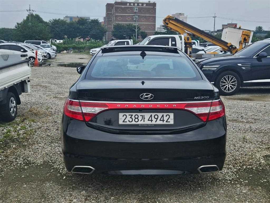 현대 그랜저 LPG HG300 익스클루시브 사진 2/10