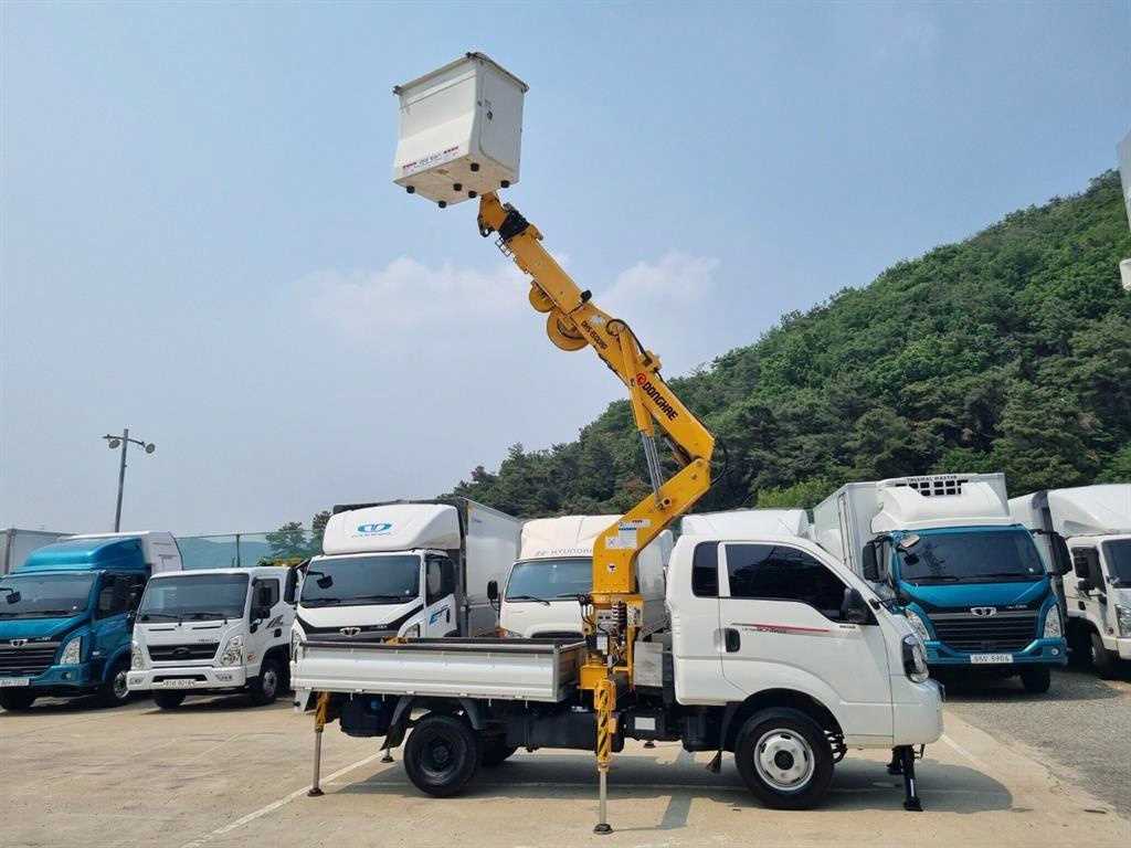 고소작업차 동해기계항공 봉고3 1.2톤