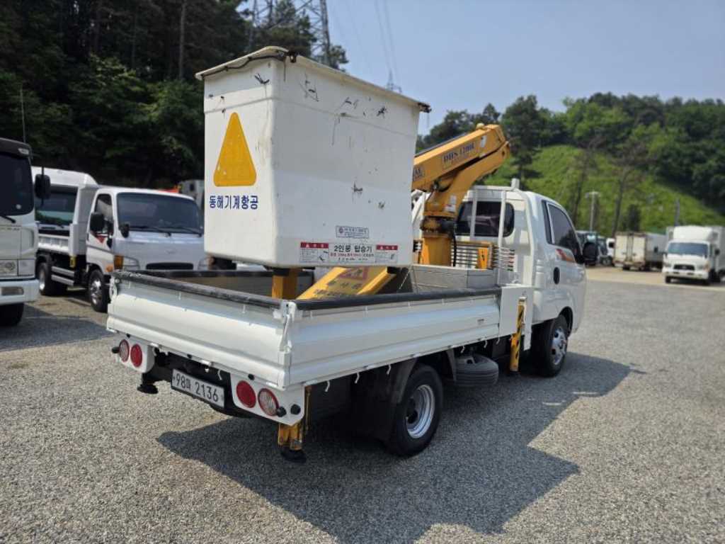 고소작업차 동해기계항공 봉고3 1.2톤
