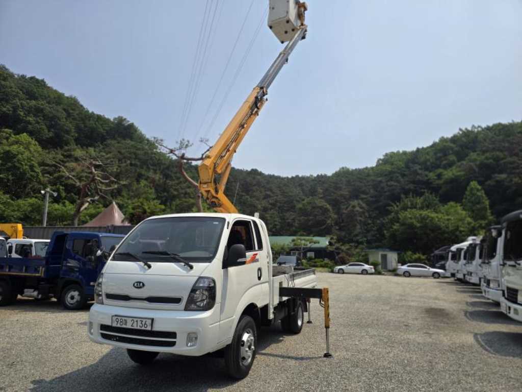 고소작업차 동해기계항공 봉고3 1.2톤