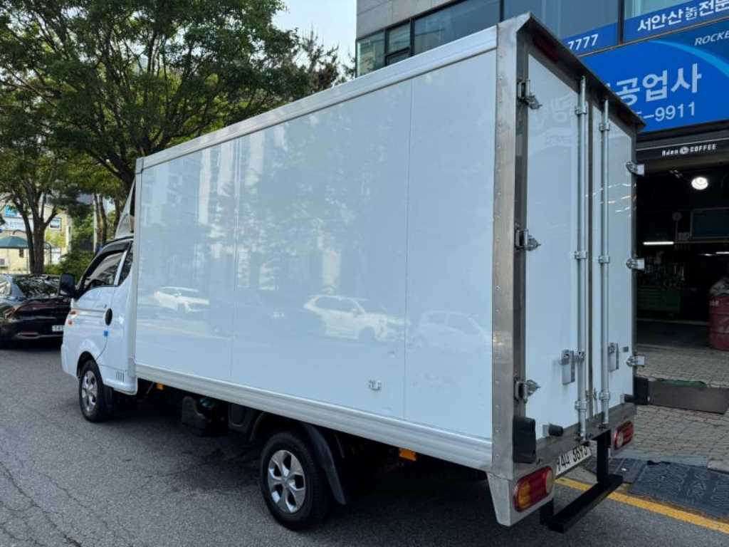 포터2 1톤 냉동탑