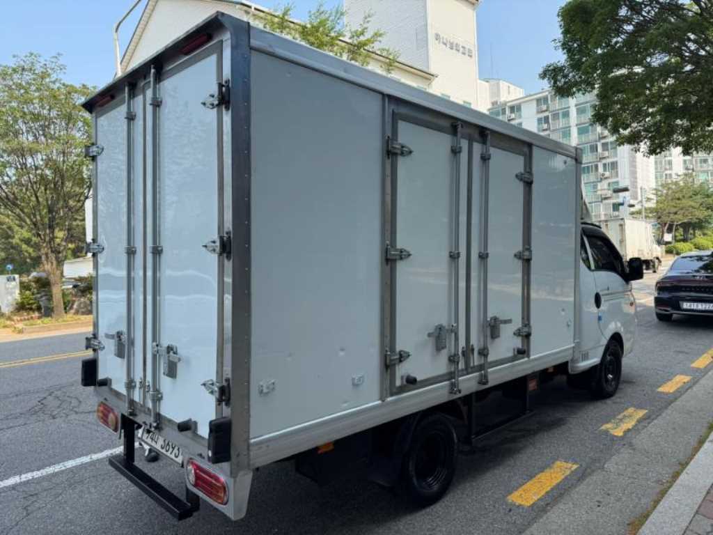 포터2 1톤 냉동탑
