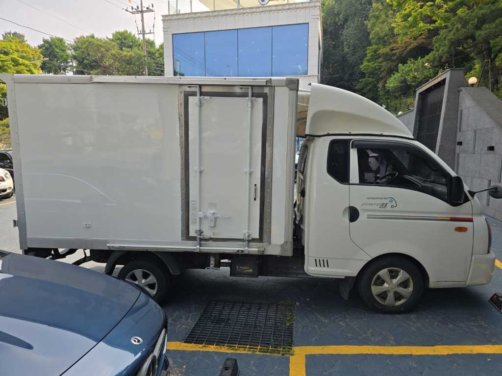 포터2 1톤 냉동탑