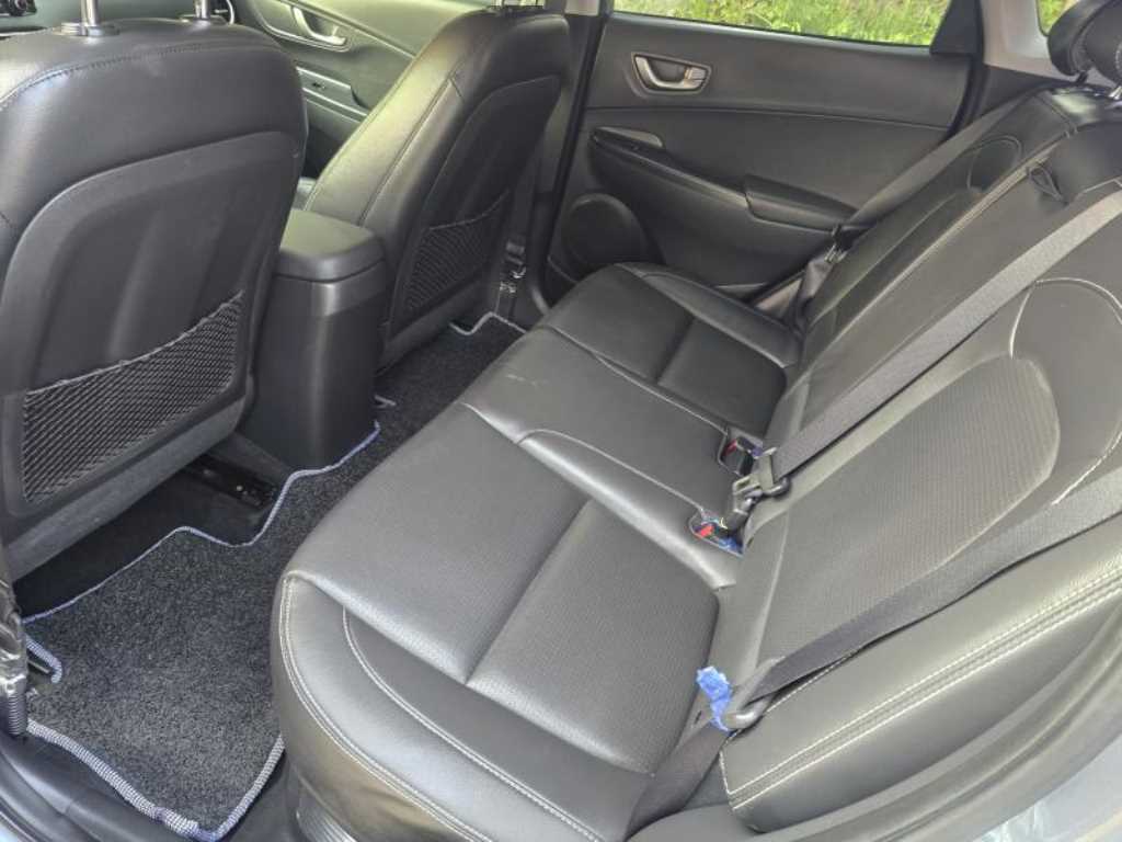 Hyundai Kona Premium Special 10