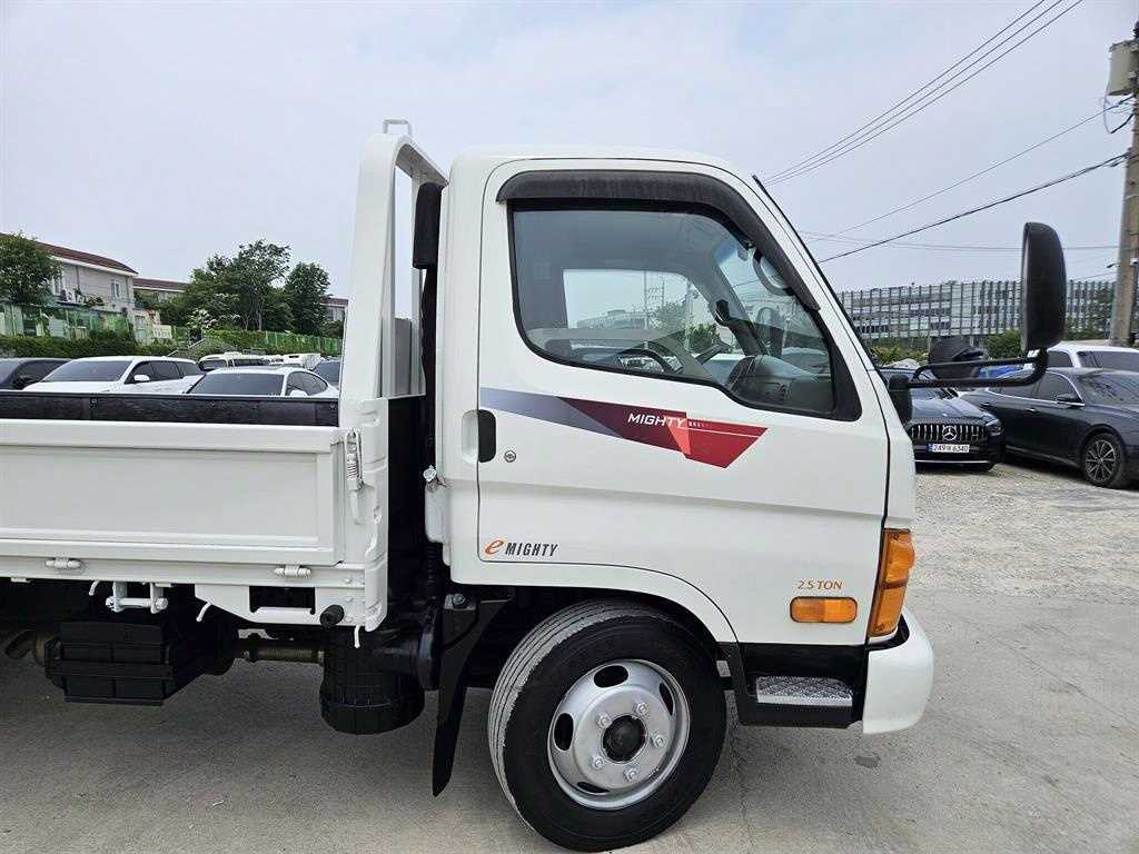 마이티큐티 2.5톤 카고