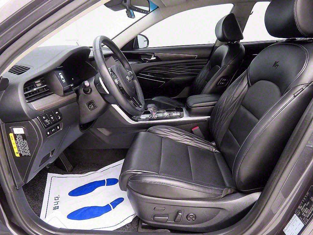 Kia K7 Signature 7