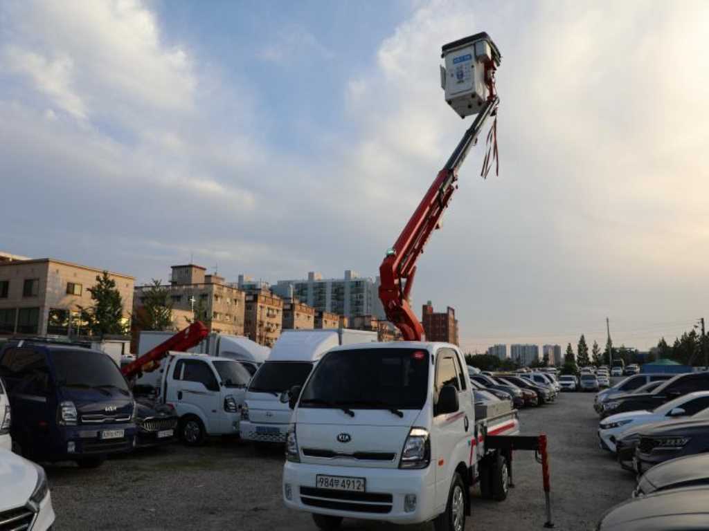 고소작업차 동해기계항공 봉고3 1톤
