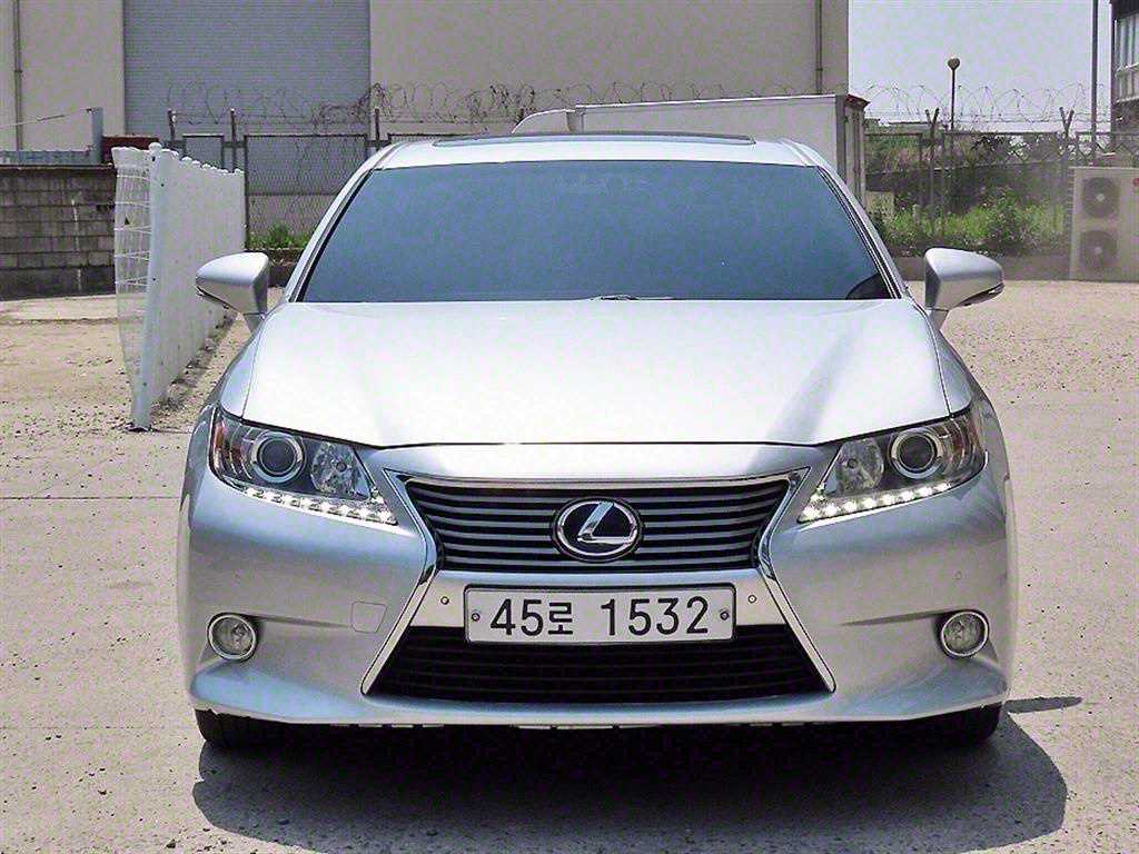 뉴ES300h 슈프림 2013년식