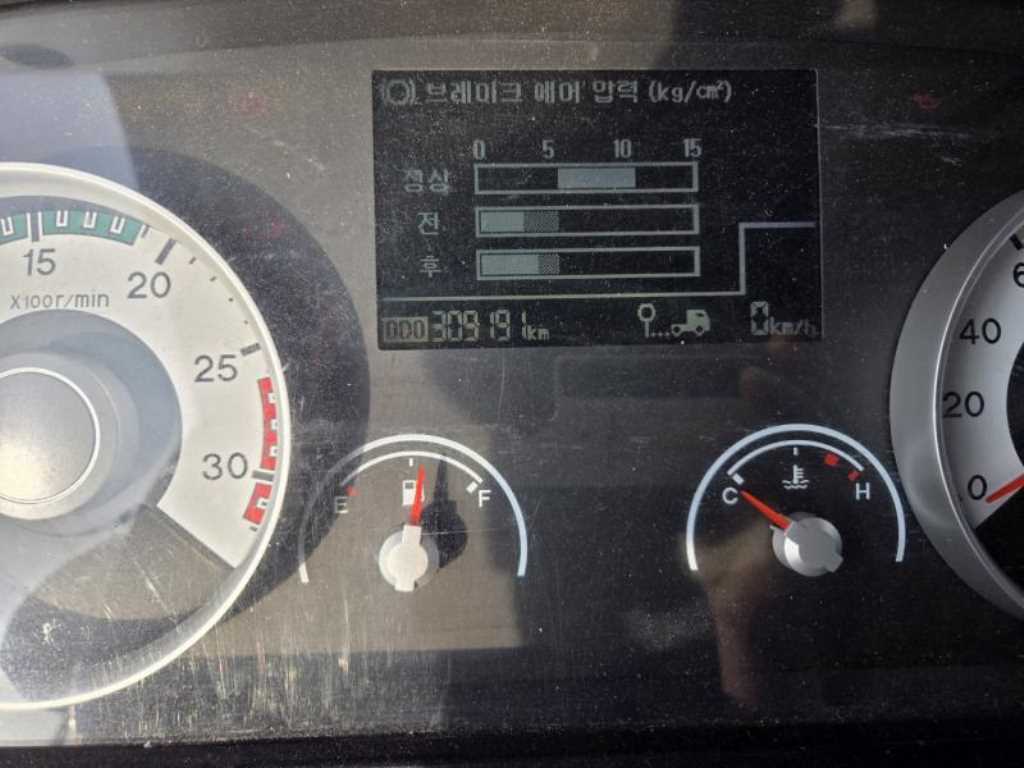 메가트럭 단바리 익스하이탑 4.5톤 수동