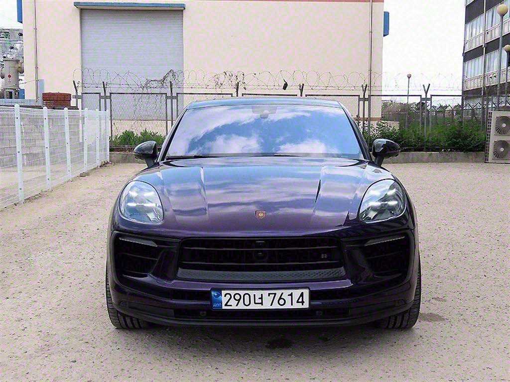 Porsche Macan Gasoline 2.9 GTS 2