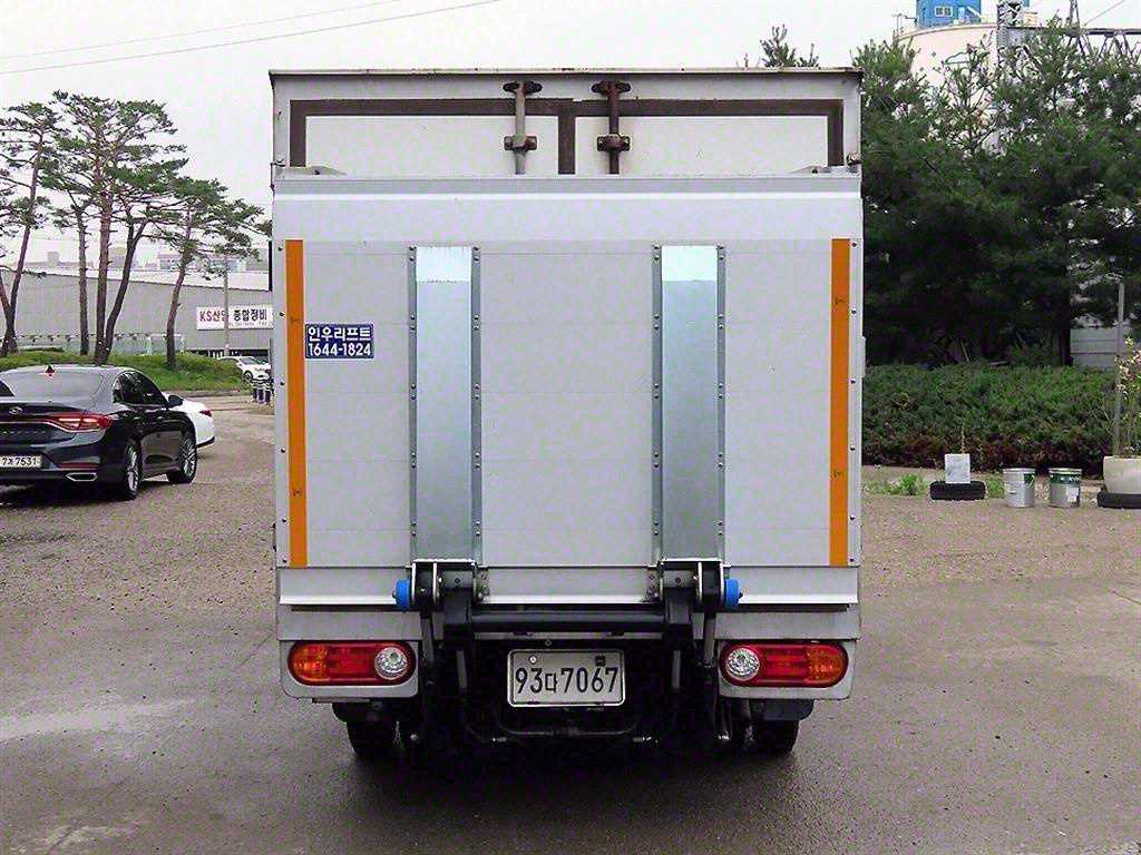 포터2 1톤 냉동탑