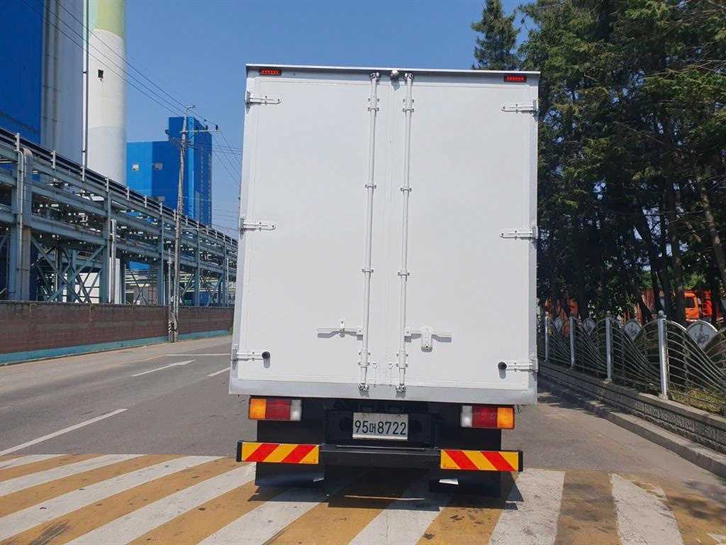 메가트럭 단바리 표준탑 5톤 수동