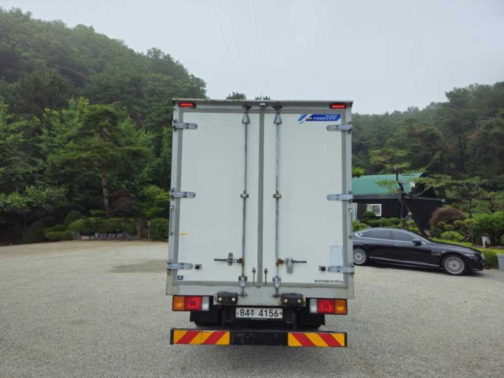 올뉴마이티 2.5톤 냉동탑