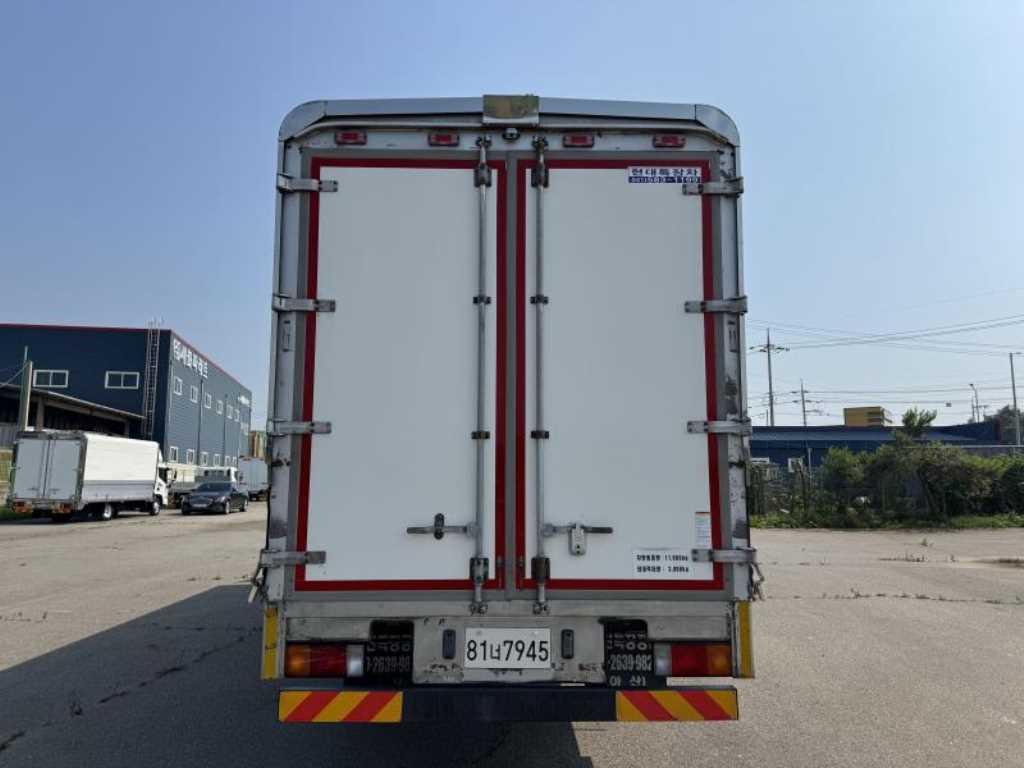 메가트럭 260 단바리 윙바디 5톤 수동