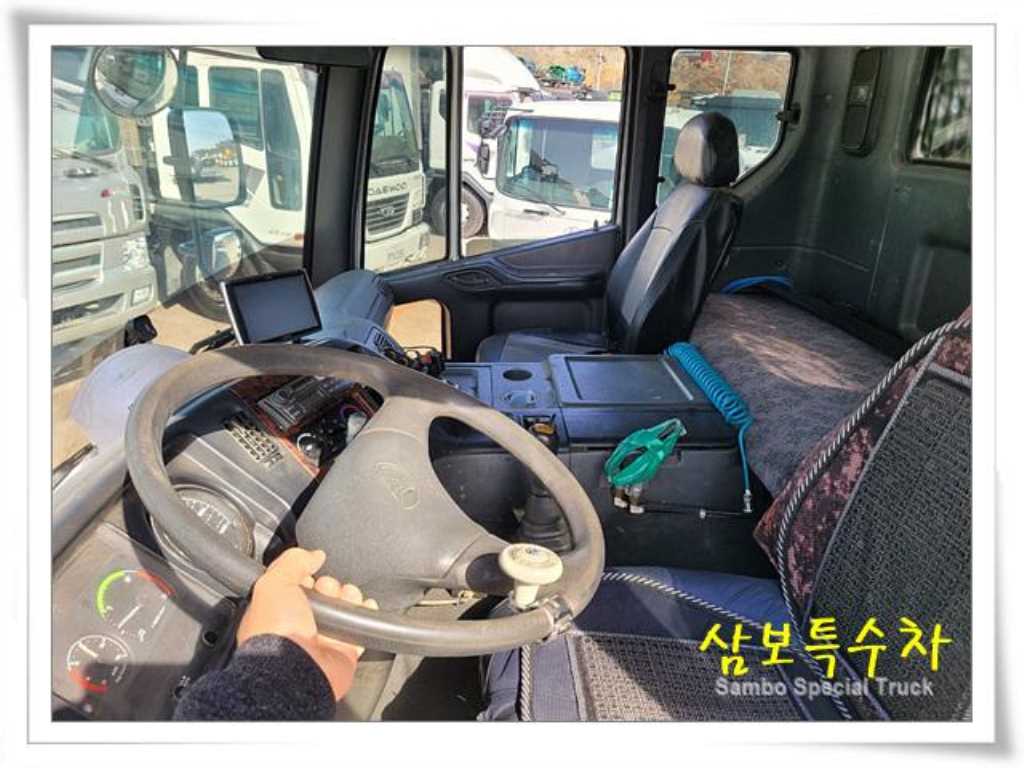 타타대우 살수차 노부스 수동