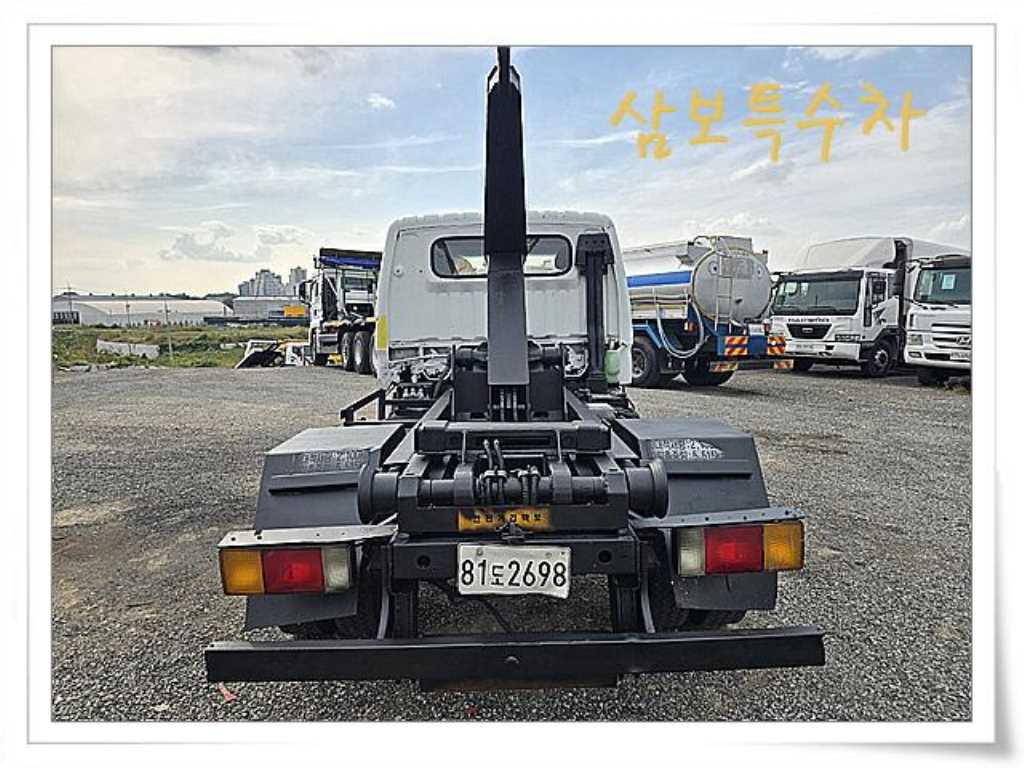 마이티 암롤 2.5톤 수동 단바리