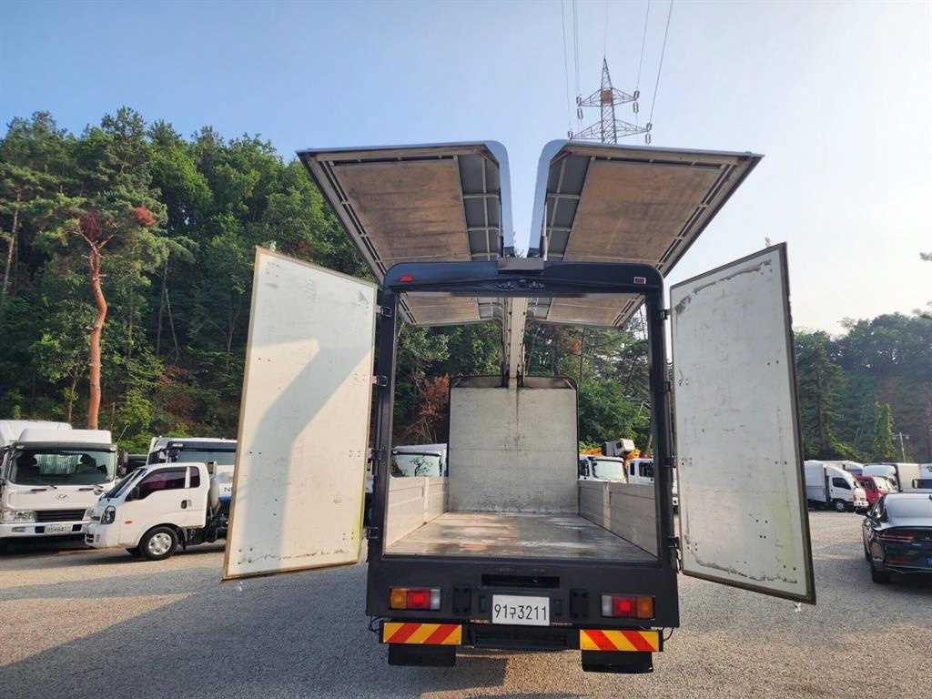 메가트럭 단바리 윙바디 5톤 수동