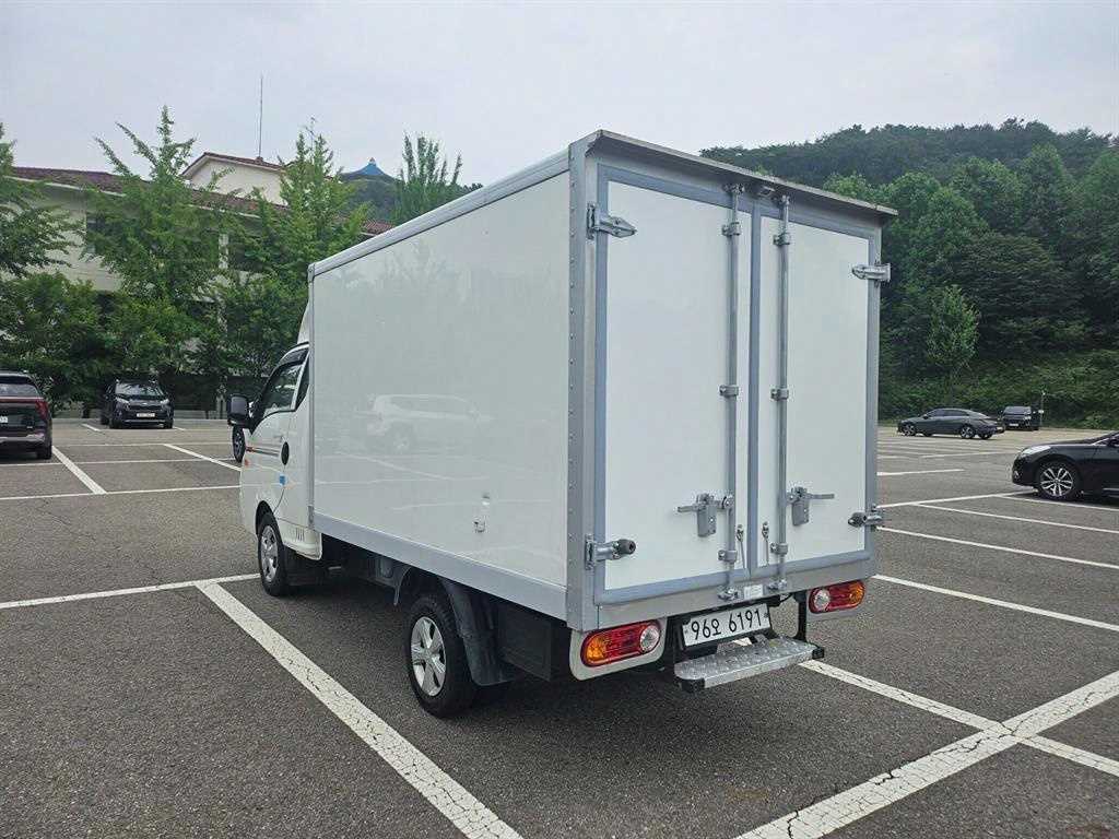 포터2 1톤 냉동탑