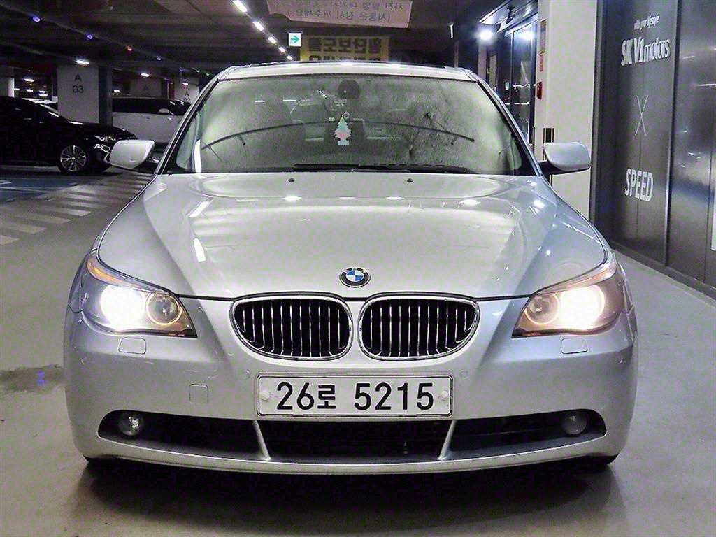 BMW 5시리즈 523i 사진 2/20