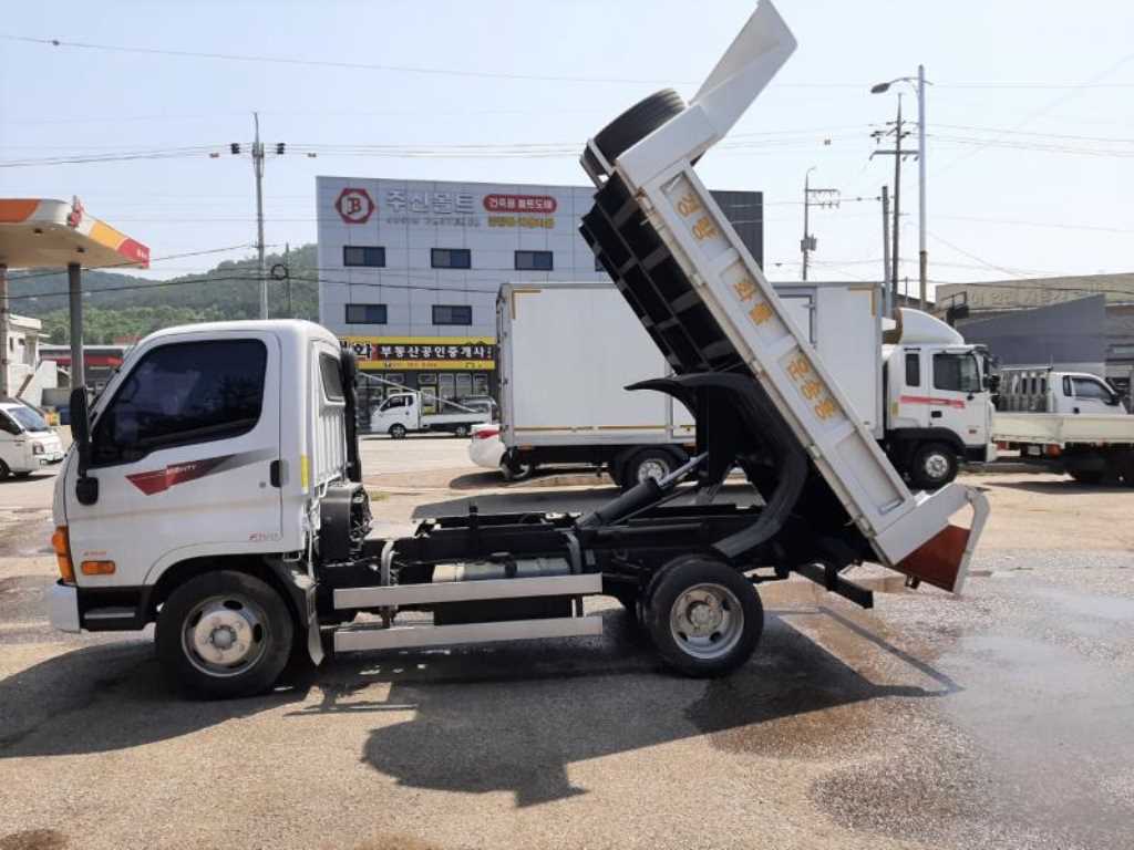 현대 마이티큐티 화물덤프 2톤