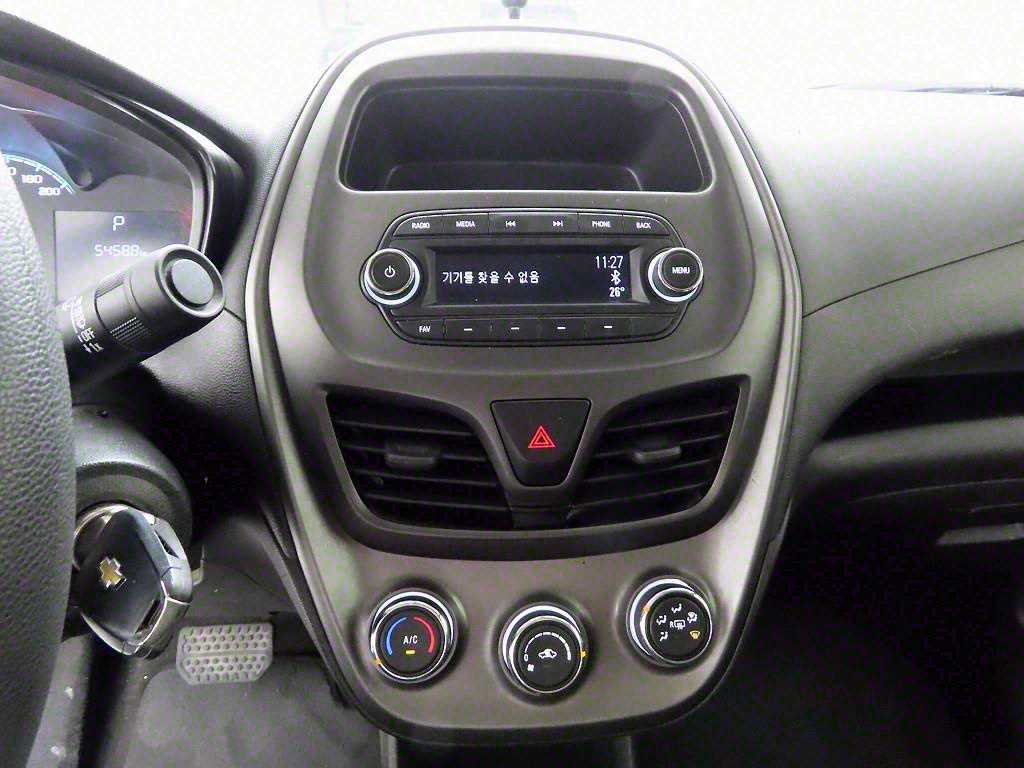 Chevrolet Spark Van 8