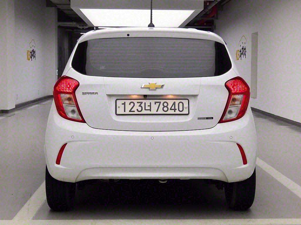 Chevrolet Spark Van 4