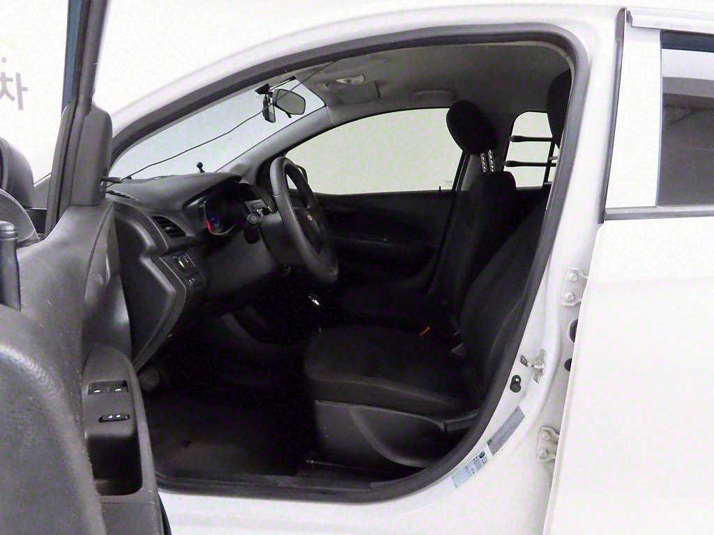 Chevrolet Spark Van 10