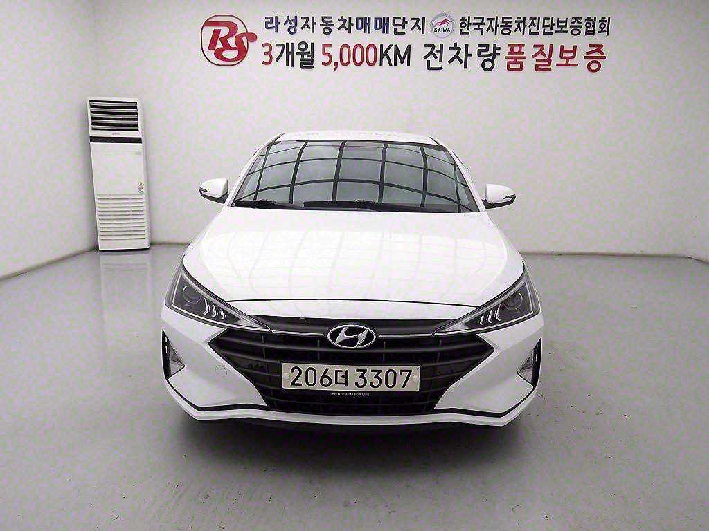 Hyundai Avante 1.6 Style