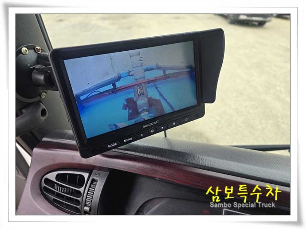 메가트럭 5톤 노면청소차