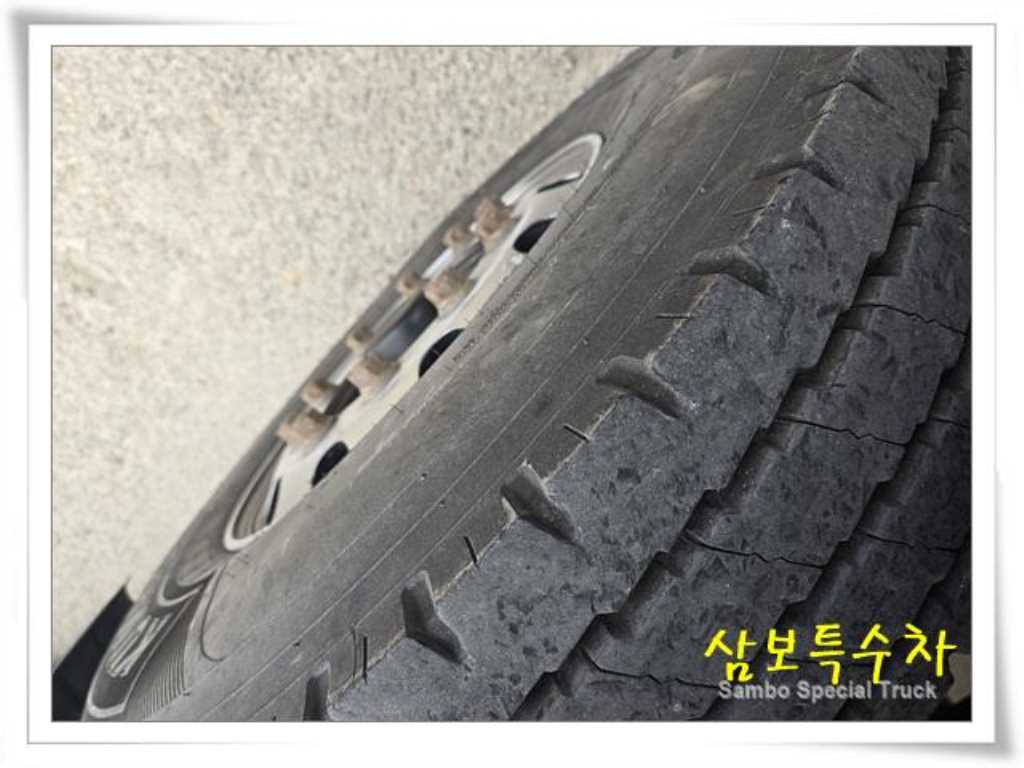 프리마 암롤 25톤 수동