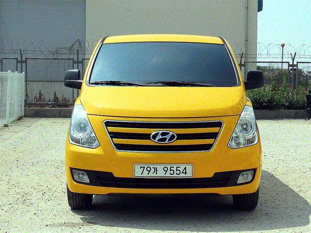 Hyundai Starex Wagon Smart
