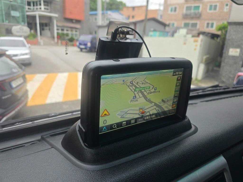 더쎈 3.5톤 카고