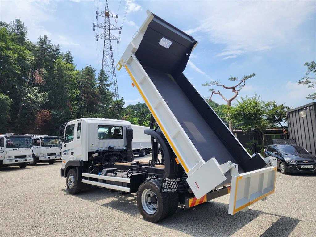 현대 메가트럭 화물덤프 5톤