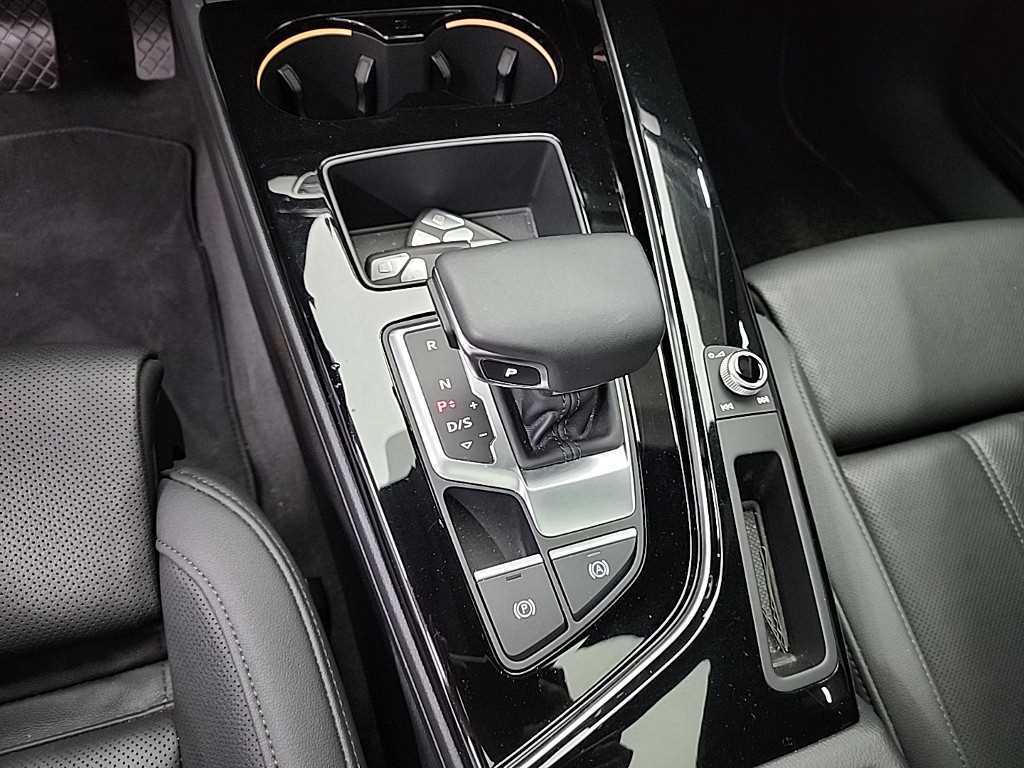 Audi A4 35 TDI Quattro Premium 9