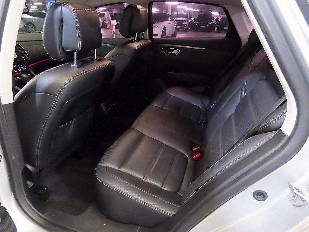 Renault SM6 Gasoline 2.0 GDe LE 8