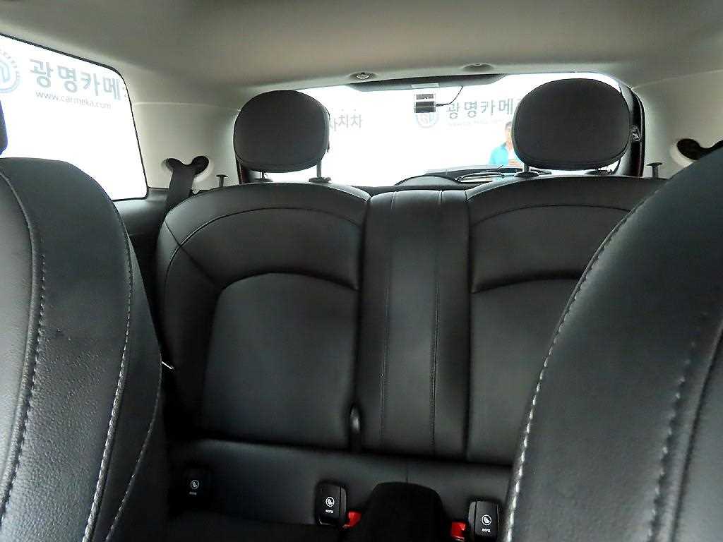 Mini Cooper Base Type 9