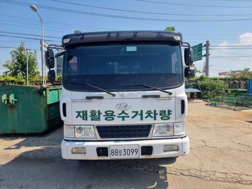 현대 메가트럭 5톤 재활용수거차