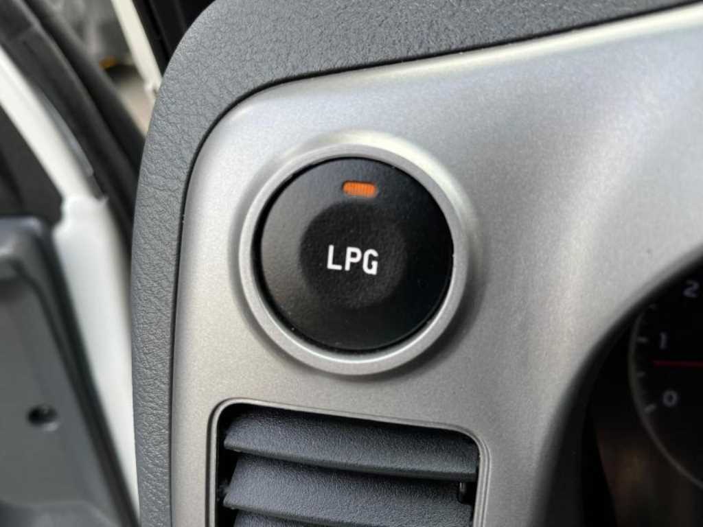 봉고3 1톤 냉동탑 LPG