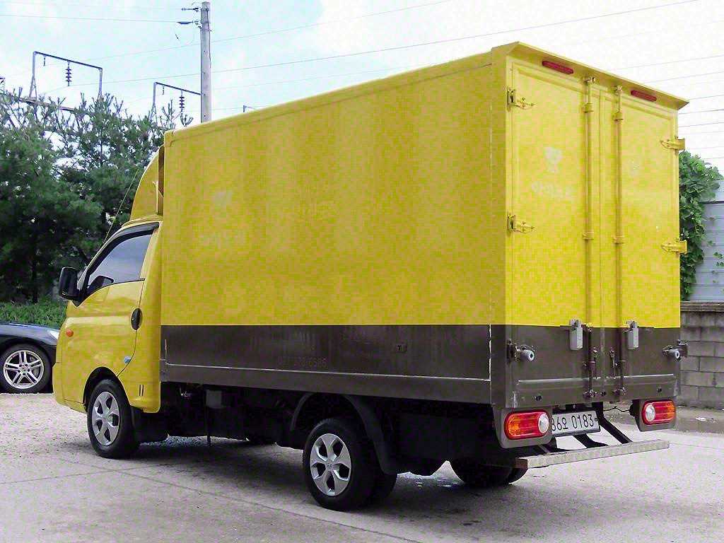 Hyundai Porter Standard Cab/ Long Wheelbase CRDi Super 4