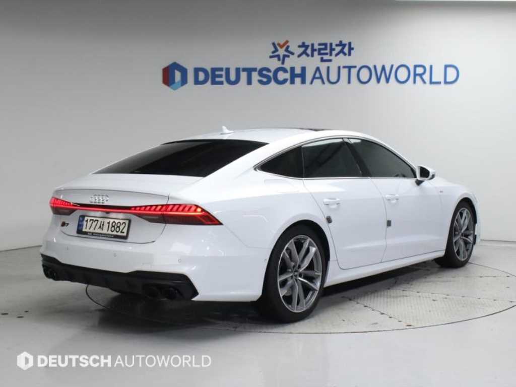 아우디 A7 50 TDI 콰트로 프리미엄 사진 2/20