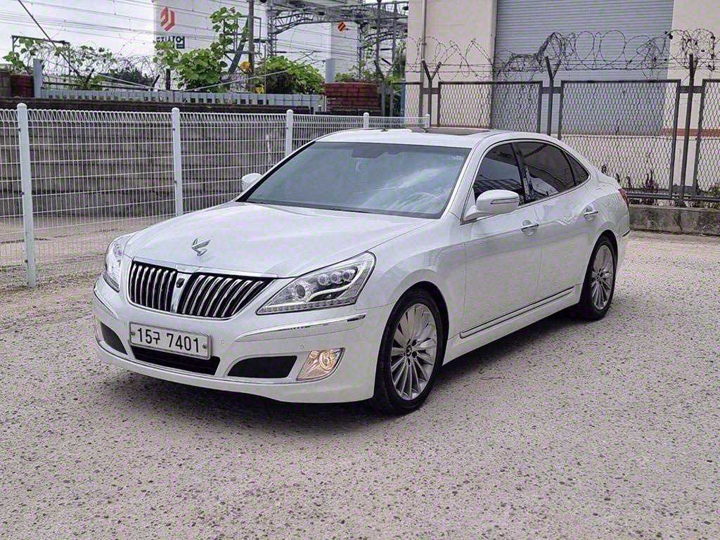 Hyundai Equus VS500 Prestige 3