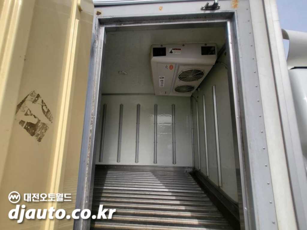 기아 봉고3 1톤 냉동탑