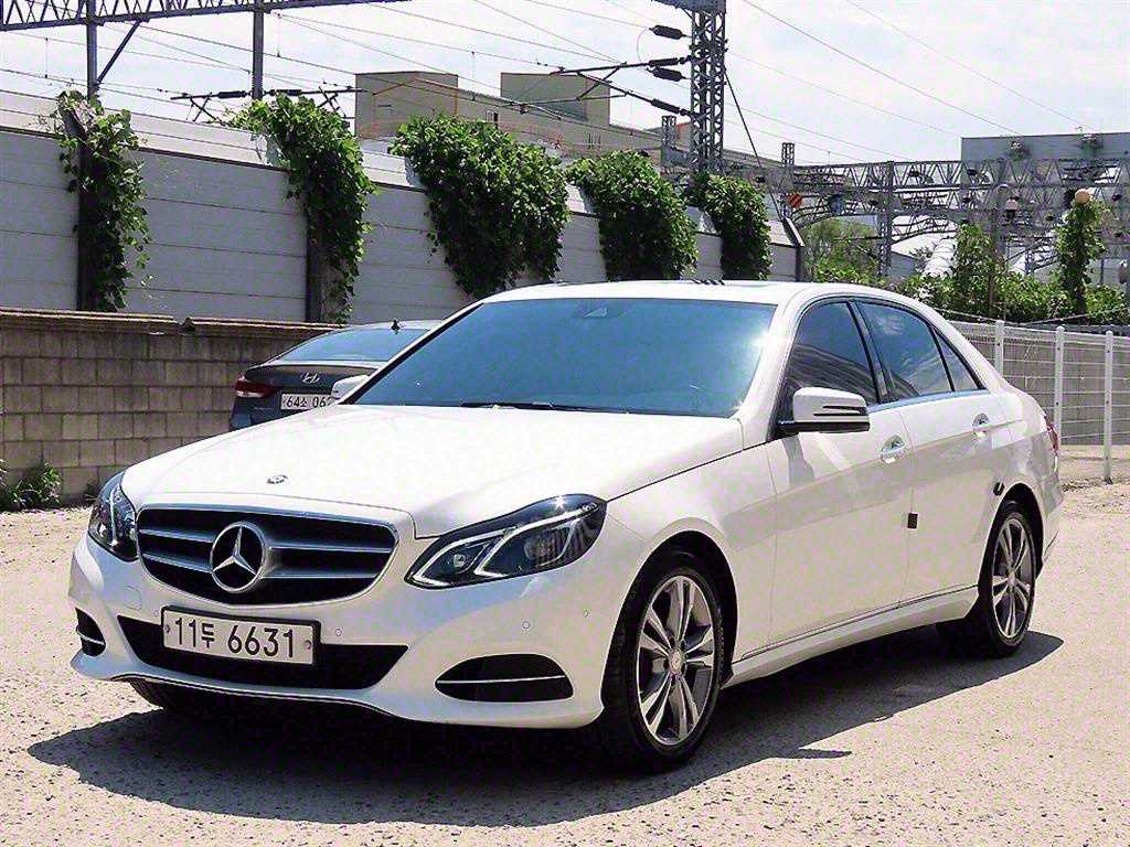 벤츠 E 클래스 E220 CDI 아방가르드 사진 2/20