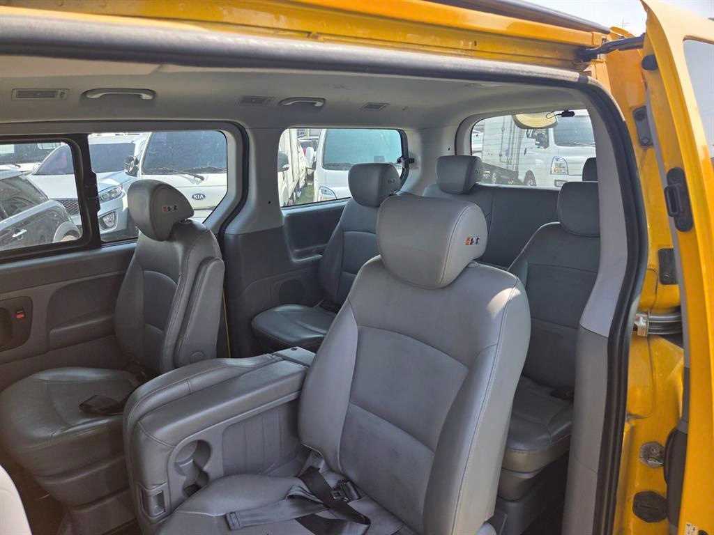 Hyundai Starex LPi Smart 10