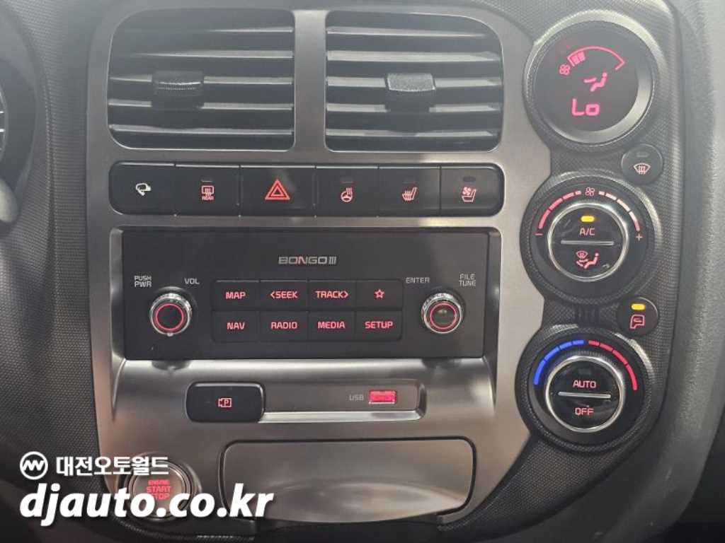 기아 봉고3 1톤 카고 LPG 9