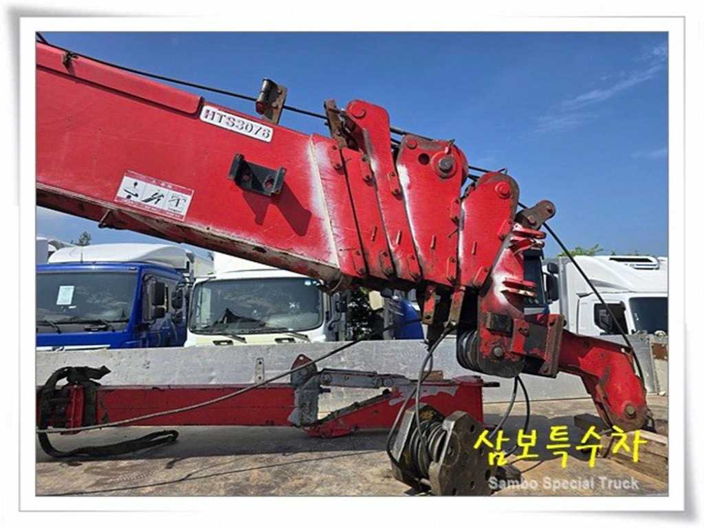 타타대우 카고크레인 한국쓰리축 프리마 9.5톤
